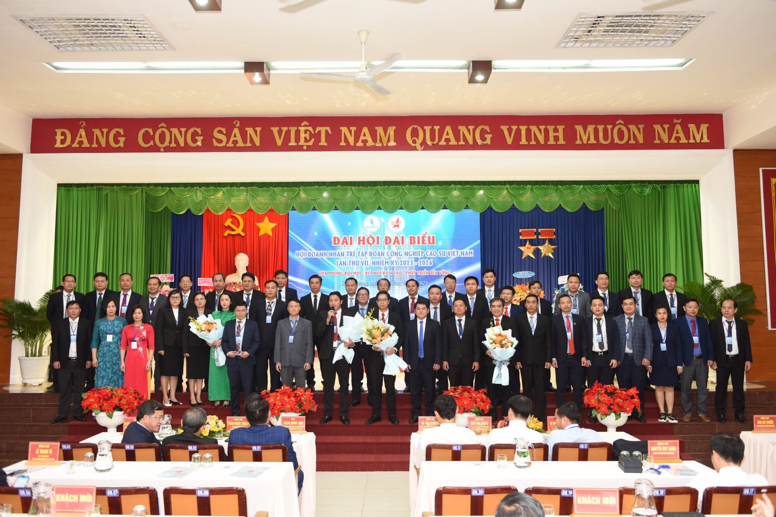 Anh Nguyễn Đức Hiền giữ chức Chủ tịch Hội Doanh nhân trẻ VRG